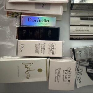 Christian Dior Addict Luxury Travel Beauty Set Essentials Mascara Lipstick New 6